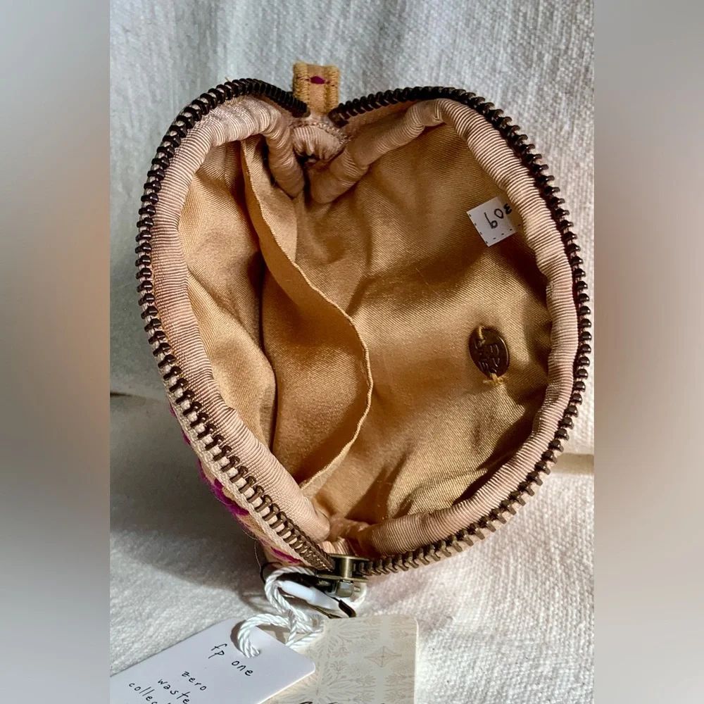 Free People ~ One Upcycled Mini Wallet ~ NWT* - Picture 10 of 14